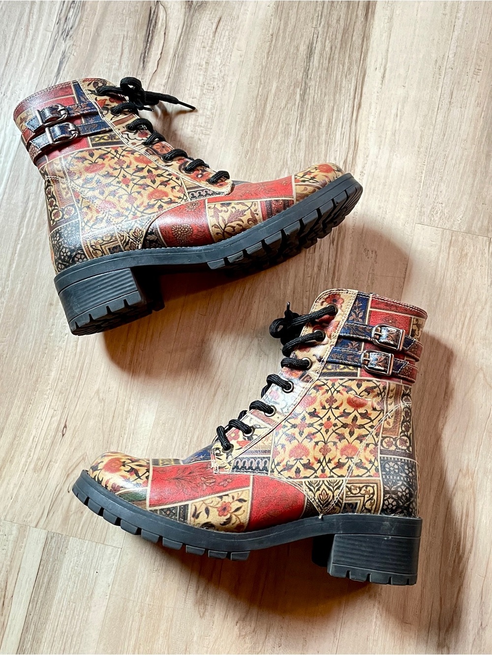 Goby bohemian vegan leather Patterned Lace-Up Combat Boots in Red and Multicolor